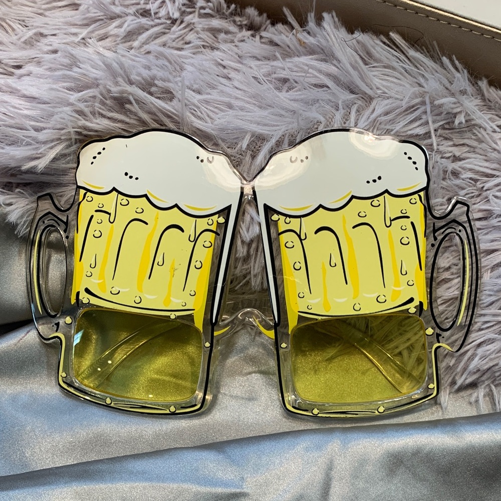 Italian Design • Yellow Beer Mug Novelty Glasses